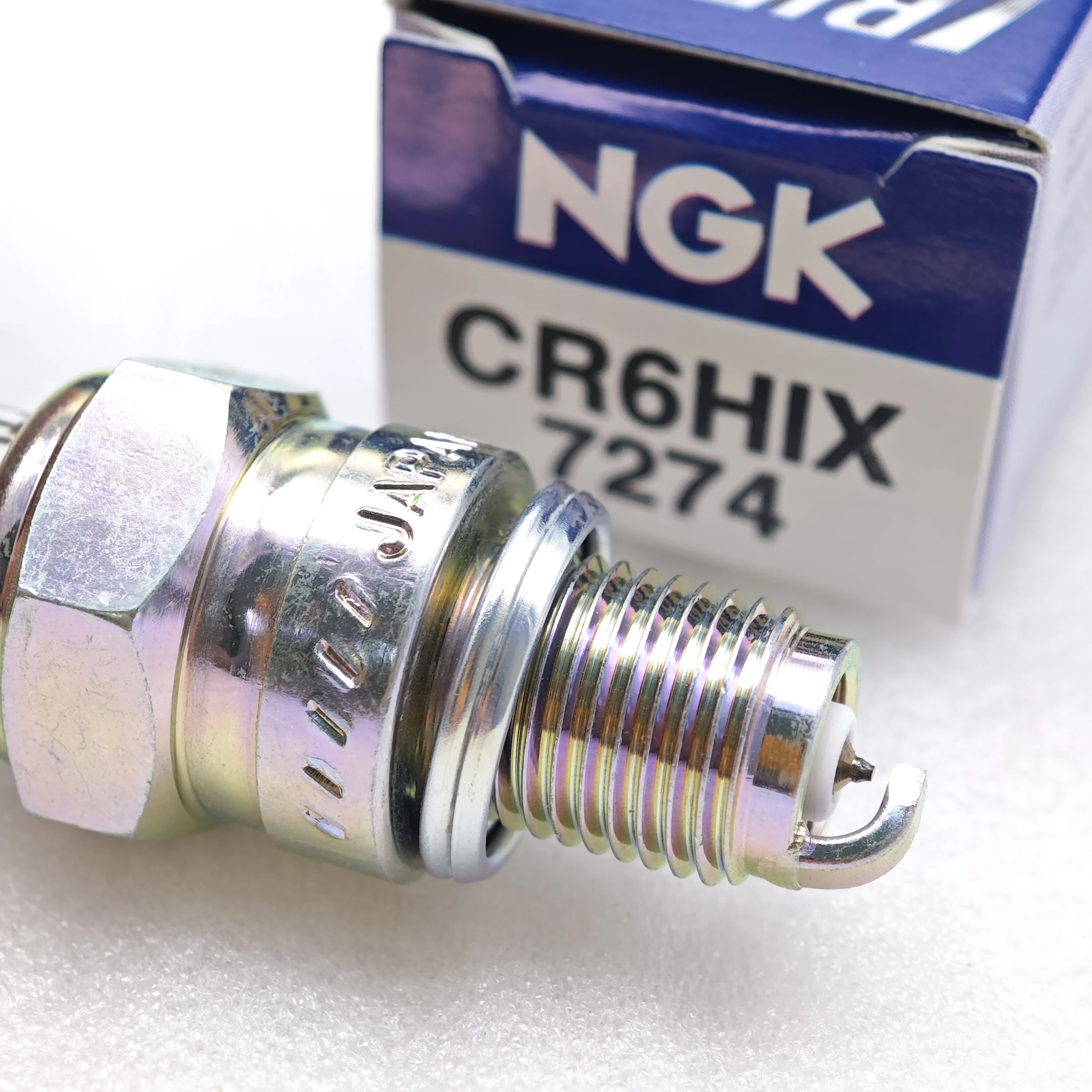 1pcs NGK Iridium Spark Plug CR6HIX 7274 Upgrade CR6HSA C6HSA