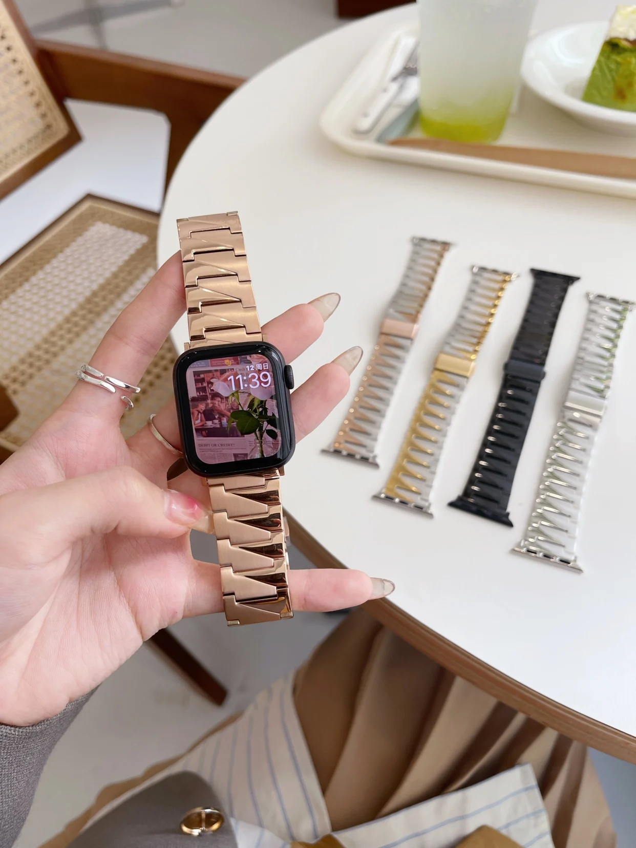 Correa de metal de acero inoxidable a juego con colores para Apple Watch series 7 6 5 4 3 SE iWatch 41mm 45mm 40mm 44mm 42mm 38mm