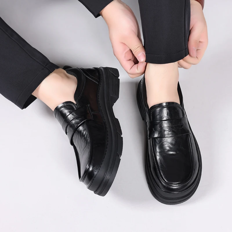 

Men's casual thick soled shoes Comfortable retro business style Work or office High quality suit shoes Luxury Derby Black brown