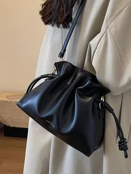 Shoulder Bag Tote Bags for Women Handbags New Style Fashion Pleated Drawstring Bucket Bag Popular Crossbody Bags for Women