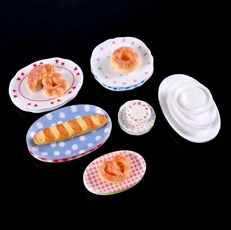 10 Pcs Cute Cartoon Miniature Plate Resin Accessories Dollhouse Handmade DIY Decorations - Image 4