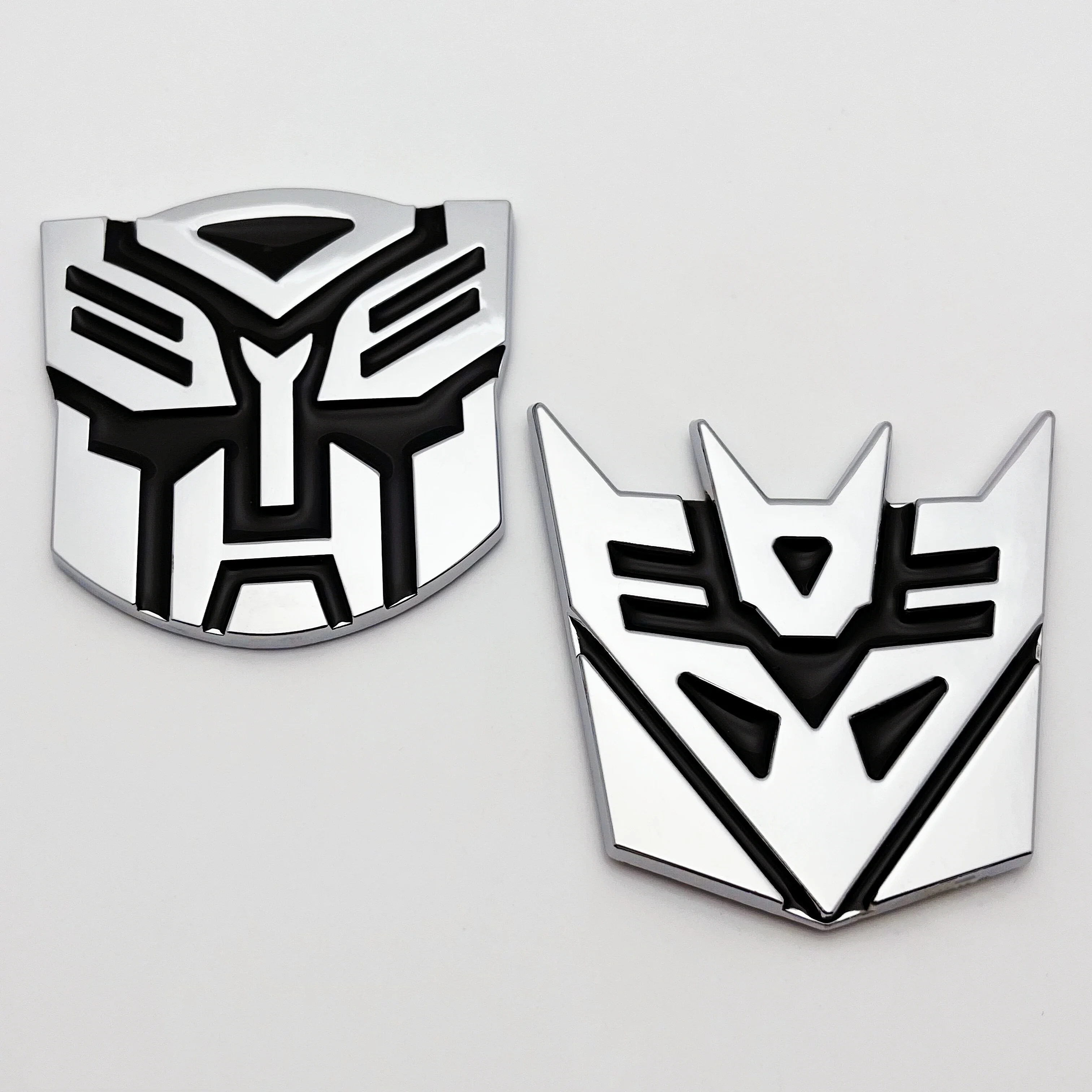 1pcs Metal Transformers Car Sticker Protector Autobot Optimus Prime Destroyer Megatron Emblem Badge Decal Decorative Car styling