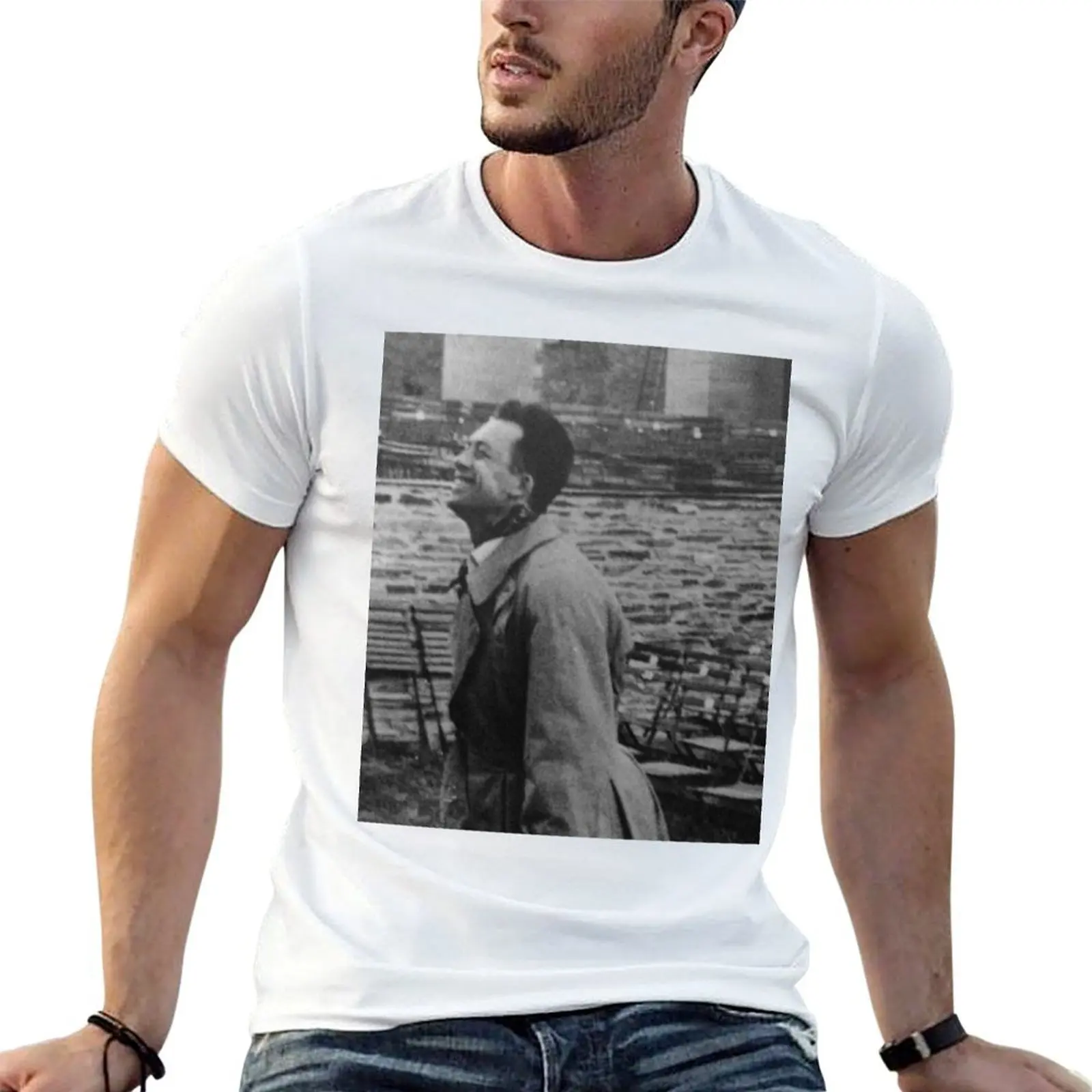 Albert Camus Laughing T-Shirt man graphic t shirt man t shirts high quality luxury brand man t shirt cotton high quality T-shirt