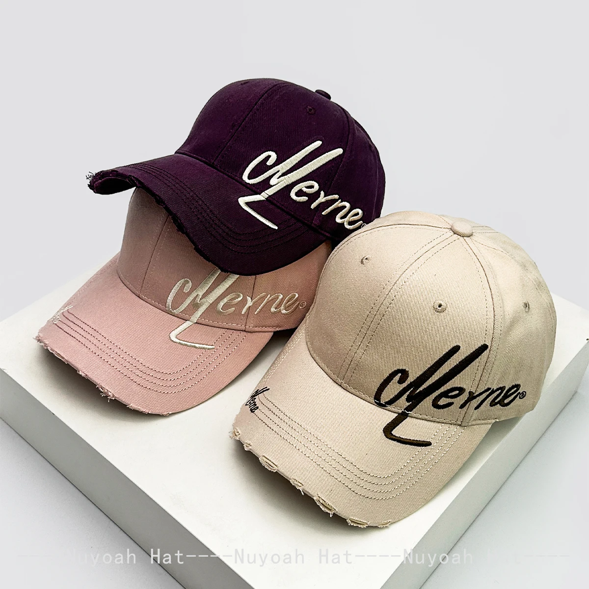 

New Men Women High-quality Embroidered Side Letters Baseball Hats Sunshade Broken Versatile Peaked Caps Hardtop Fashion Personal