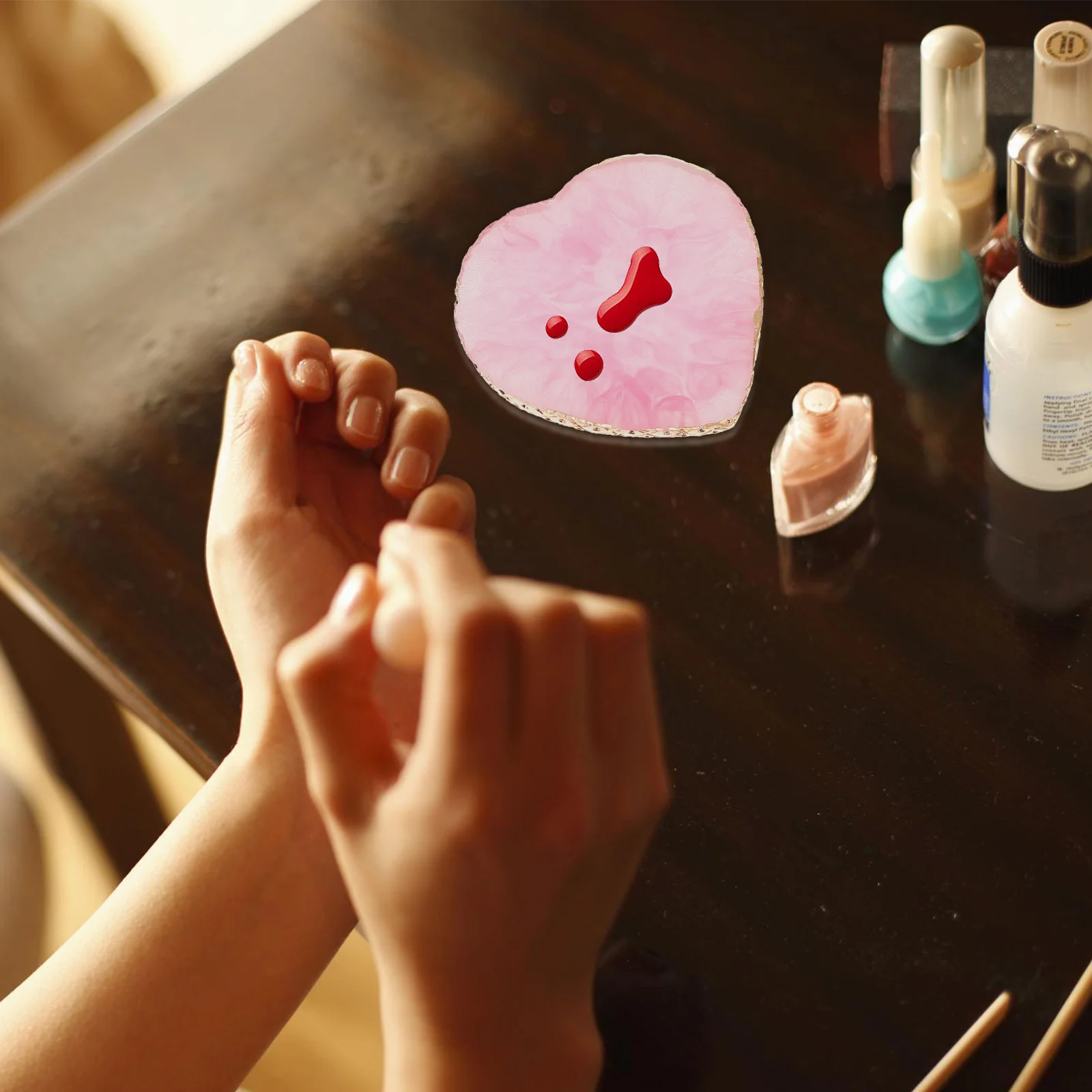 

2Pcs Nail Color Mixing Plate DIY Nail Art Pallet for Beauty Enthusiasts Perfect for Pigments Eye Shadow Lipstick Blending