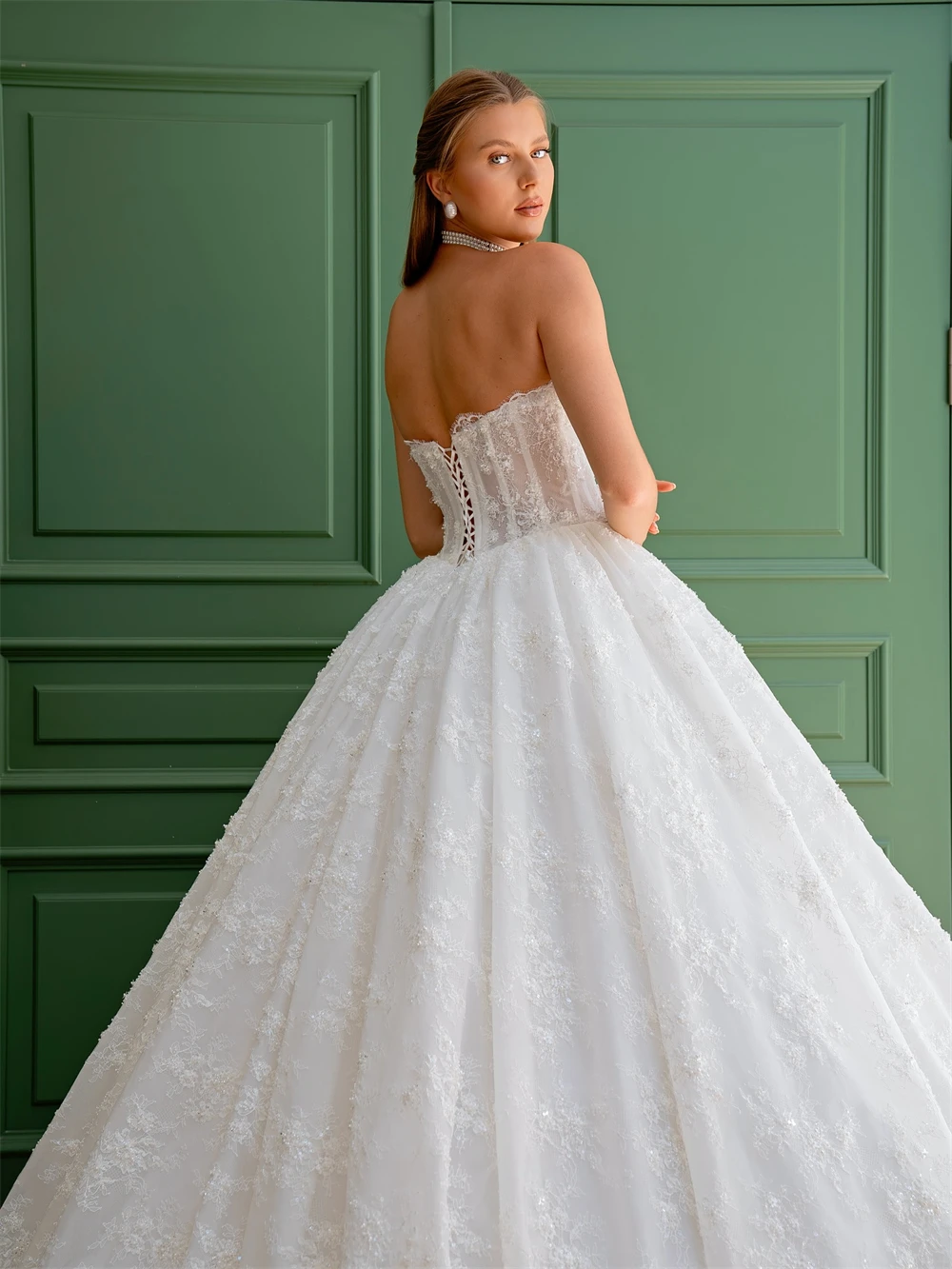 فستان زفاف أنيق من الدانتيل الأبيض مخصص كلاسيكي على شكل قلب بدون أكمام زي العرائس حالمة على شكل حرف a بأربطة من الخلف رداء de mariée #2