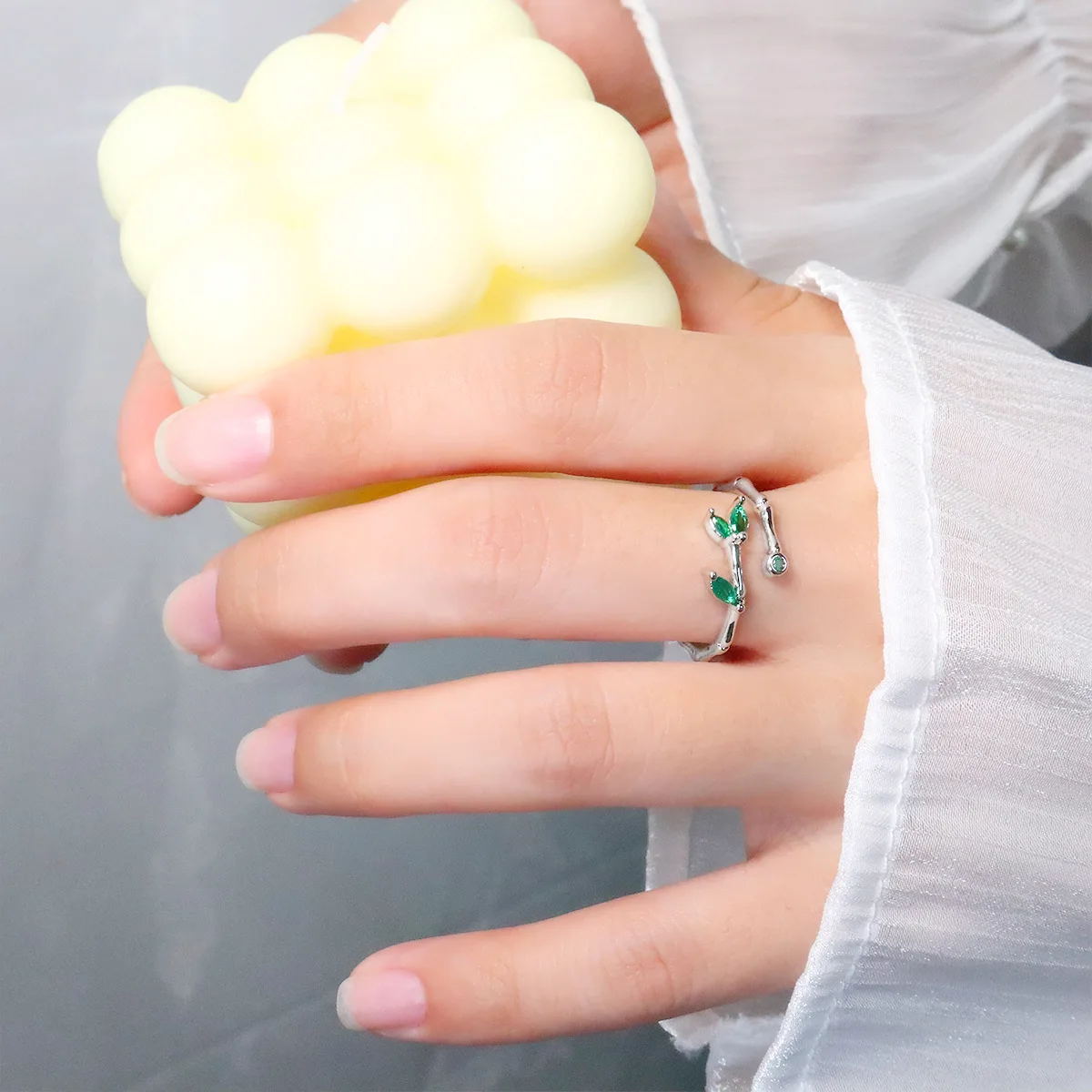 Leaves Simulated Green Nano Emerald 925 Sterling Silver Slub Open Ring for Women Statement Gemstone Solitaire Fine Jewelry