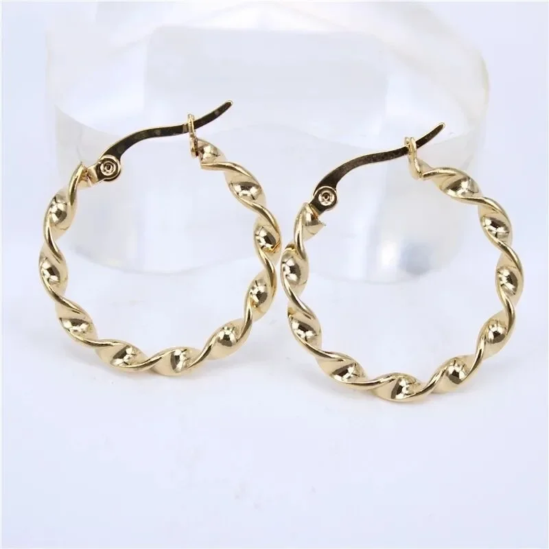 Korean Version of Water Stainless Steel Corrugated Irregular Earrings Earrings Earrings Temperament Korean Twisted Ear Jewelry