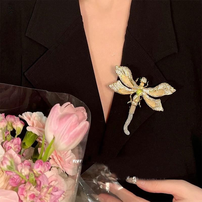 High-end Jewelry Supplies Fine Vintage 18-karat Glazed Zircon Dragonfly Brooch for Women Suits Decoration Copper Inlaid Gemstone