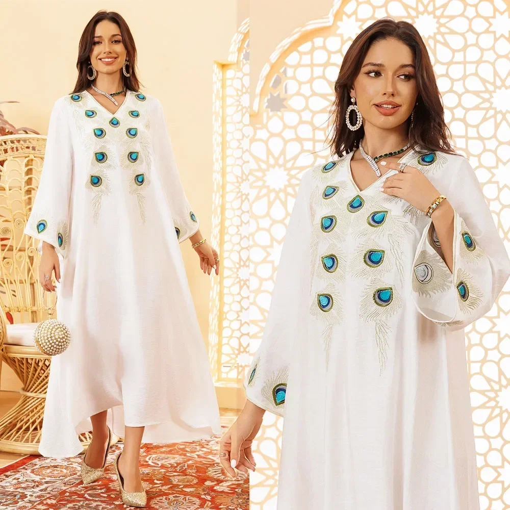 Peacock Feather Embroidered Abaya Muslim Women Diamonds Djellaba Pullover Kaftan Curved Large Hem Robe Elegant Eid V-neck Gown