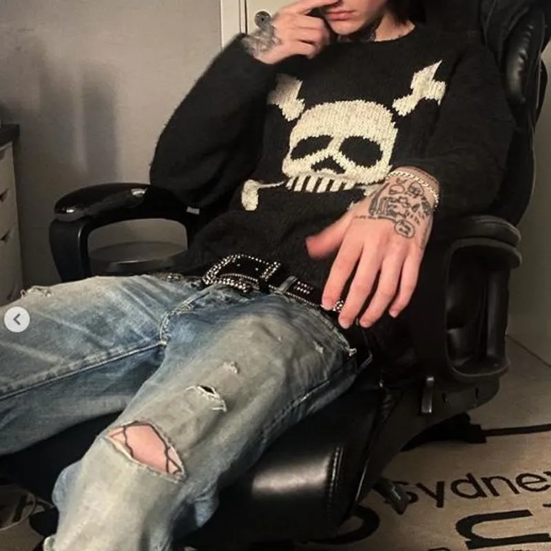 Harajuku Sweater Skull skull Knitted Sweater Winter Casual Loose Men Women Fashion Streetwear Black Autumn Cotton Pullover
