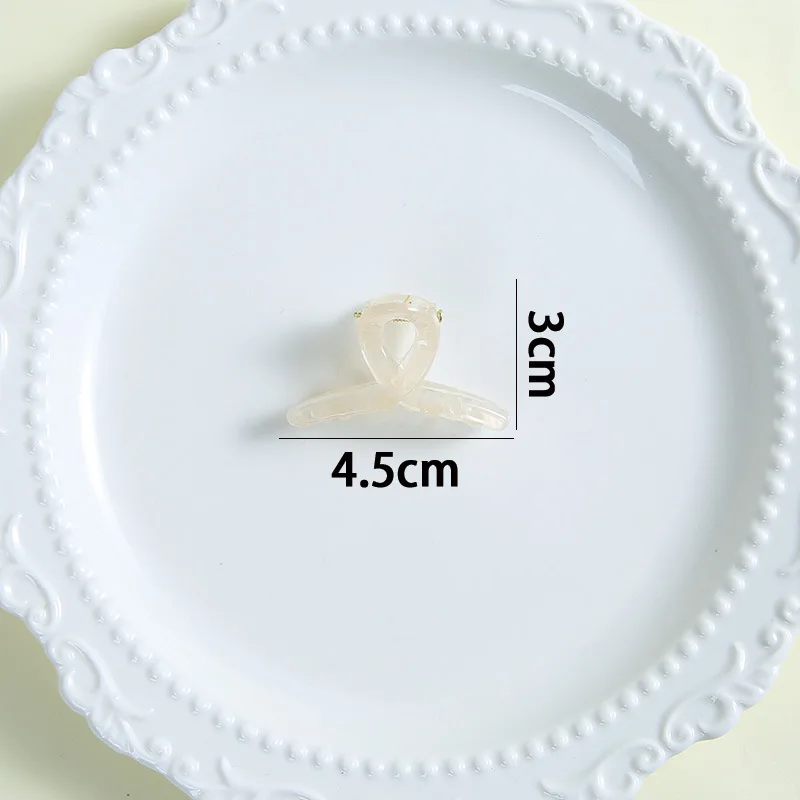 white-1pc