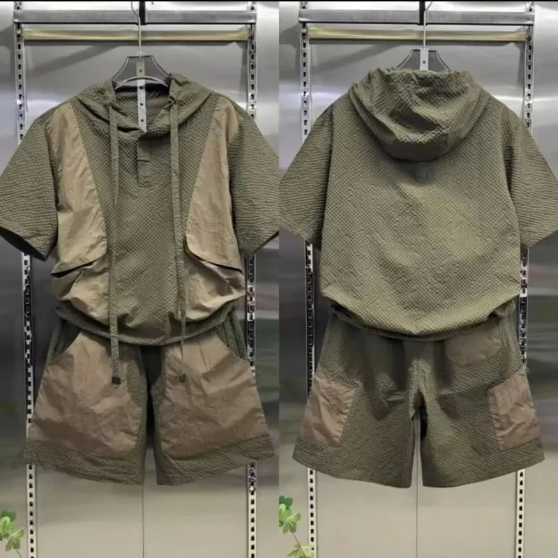 

Summer Men's Ice Silk Quick Dry 2 Piece Set Outdoor Breathable Lightweight T-Shirt & Shorts Casual Sports Suit