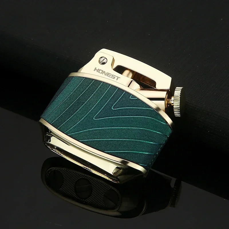 

New Kerosene Lighter, Metal Grinding Wheel Open Flame Lamination Process, Old-fashioned Press and Pop-up Lighter