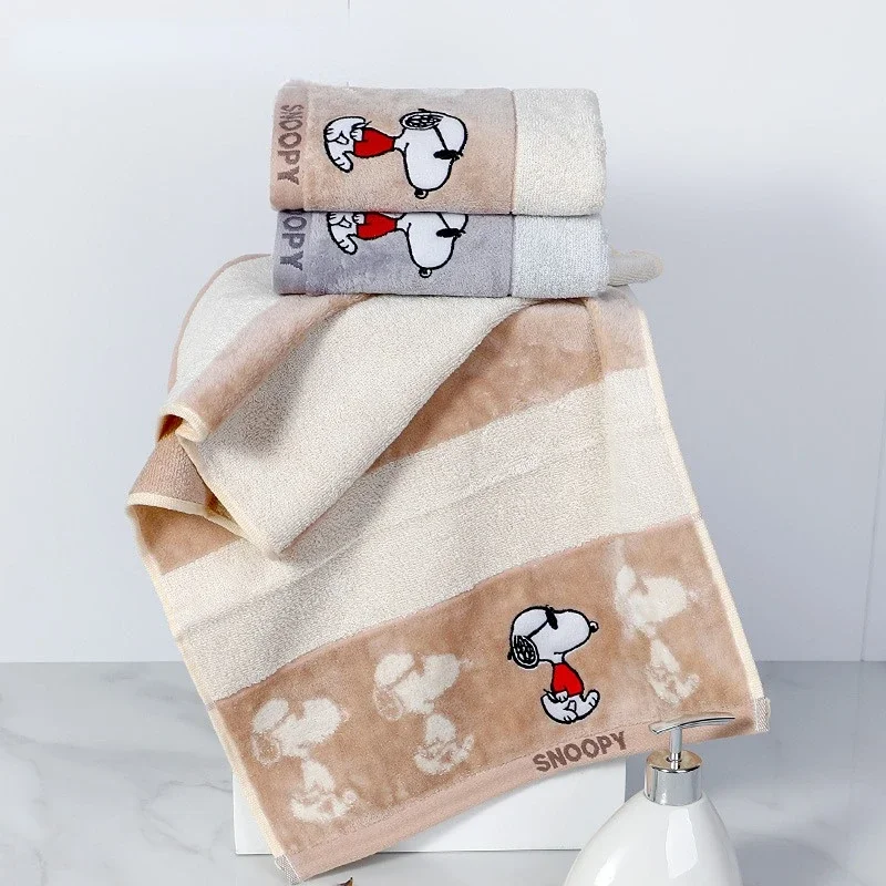 Snoopy Towel Cartoon Animation Cotton Thick Face Towel Boys Girls Absorbent Soft Towels Cute Simple Couple Type Comfortable