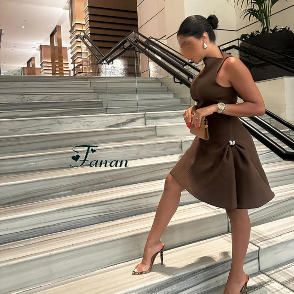 Customized Yipeisha Simple Brown Jersey Daily Woman Gowns O-neck Tank Sleeves A-line Beading Pleat Knee Length Formal Gala Party