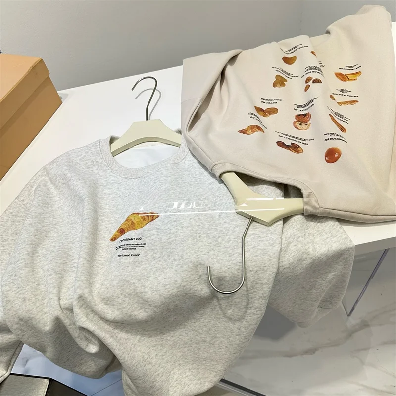 플러스 사이즈 300 푸우 펀 프론트 앤드 바 브레드 프린트 롱 스웨트셔츠 여성 루즈핏 플러스 사이즈 시스터 240 푸우 한국 스타일...