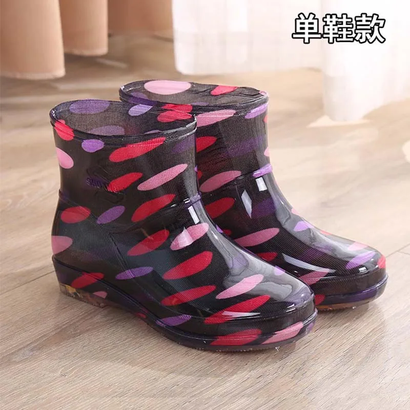 Women\'s Rain Boots Waterproof Shoe Cover Silicone Protectors Rain Boots for Indoor Outdoor Rainy Day Reusable Zapatos Mujer