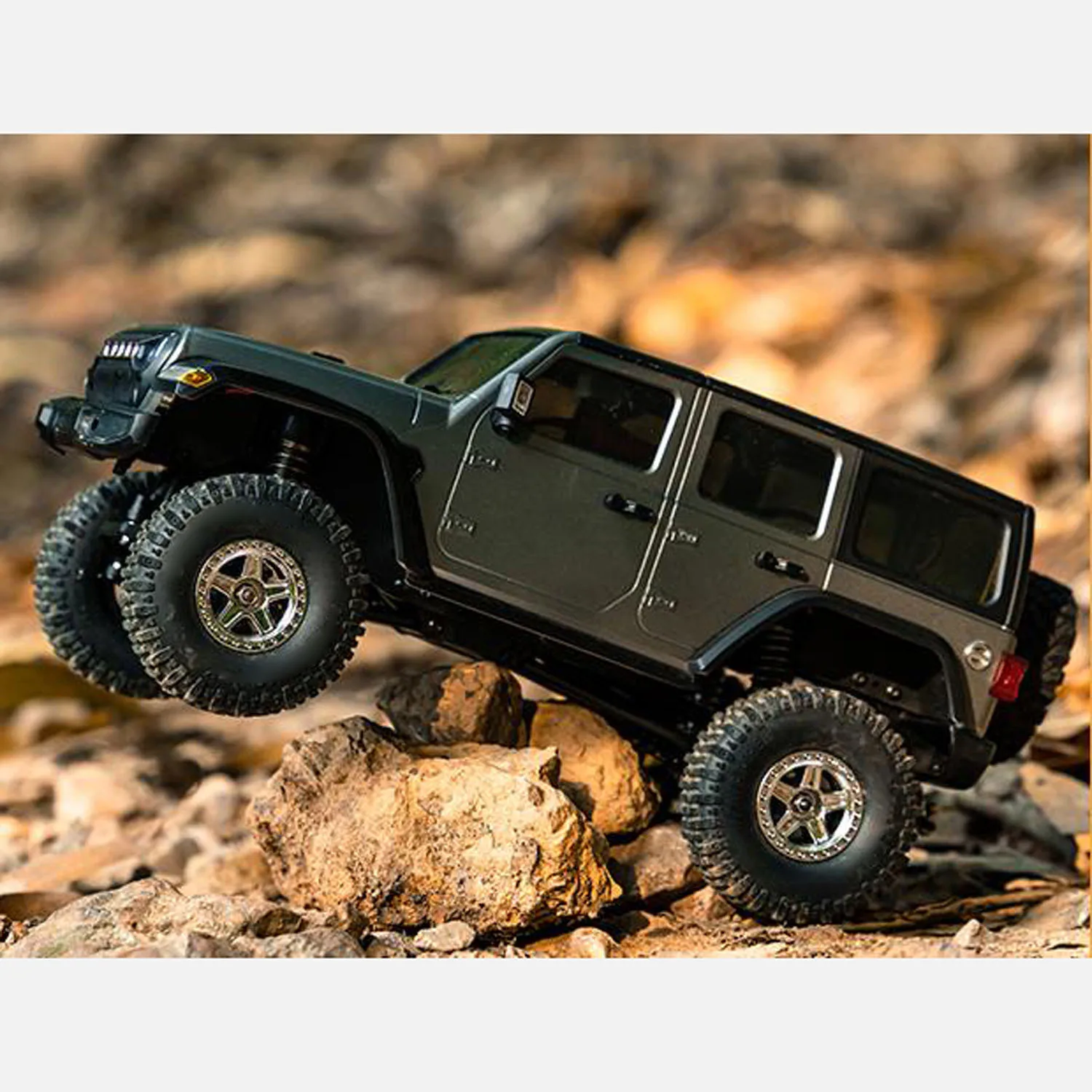 

Toy 1/18 RC Rock Crawler Car 4*4 Radio Control Simulation Off Road Car C8801 RTR Crawler 370 Brushed Motor ESC LED Light Vehicle