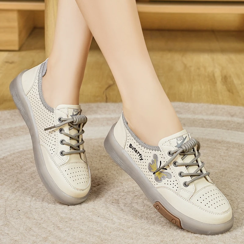 

Женские кроссовки с вышивкой бабочек и перфорацией - дышащие повседневные туфли на шнуровке с подошвой из желеобразного материала