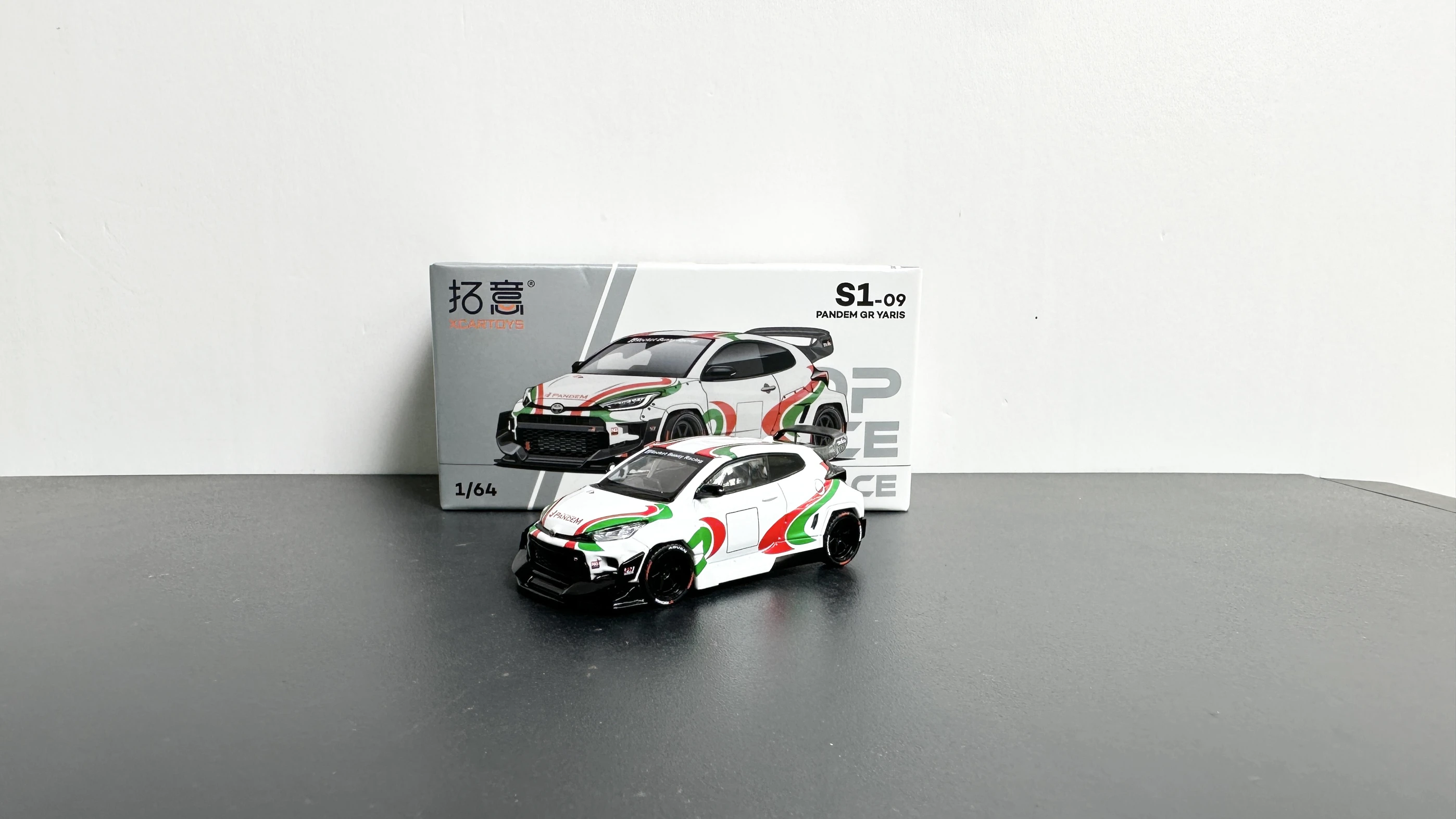 1:64 تويوتا، ياريس، موديل بانديم GR ياريس نموذج سباق، نموذج TOEIC POSRACE
