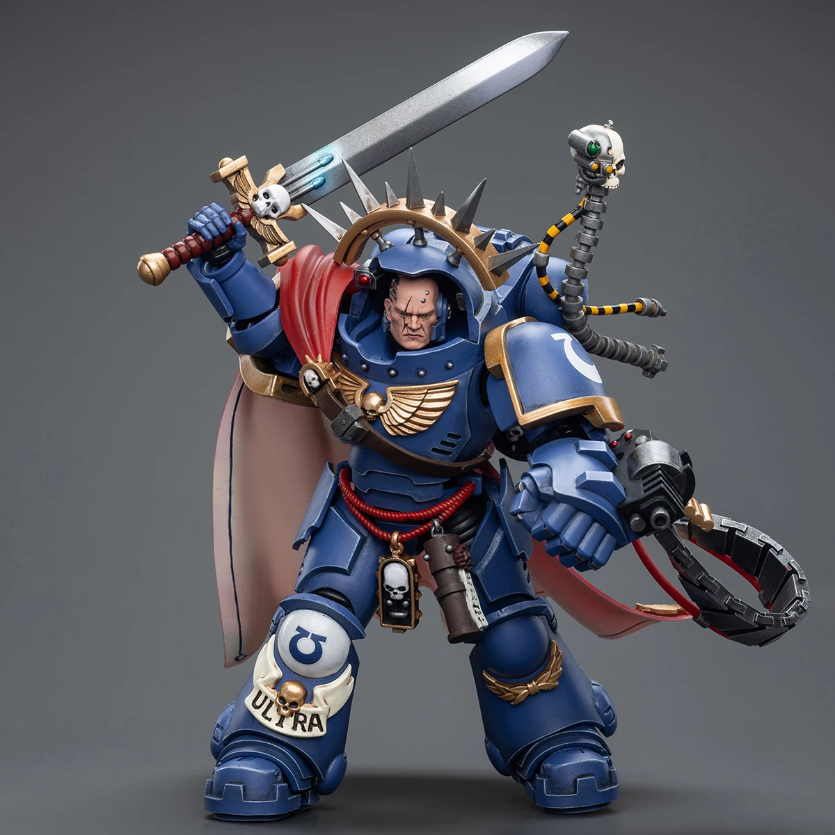HIPLAY JOYTOY Warhammer 40K 1/18 Ultramarines Captain in Gravis Armor Action Figure