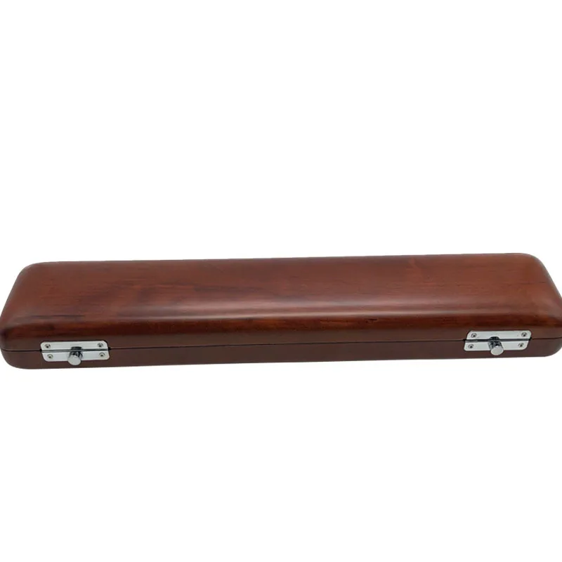 กล่องไม้สำหรับใส่ขลุ่ย ทำจากไม้เนื้อแข็ง ใช้ได้กับขลุ่ย 16 และ 17 รู (ขา B และ C) สีมะฮอกกานีธรรมชาติ