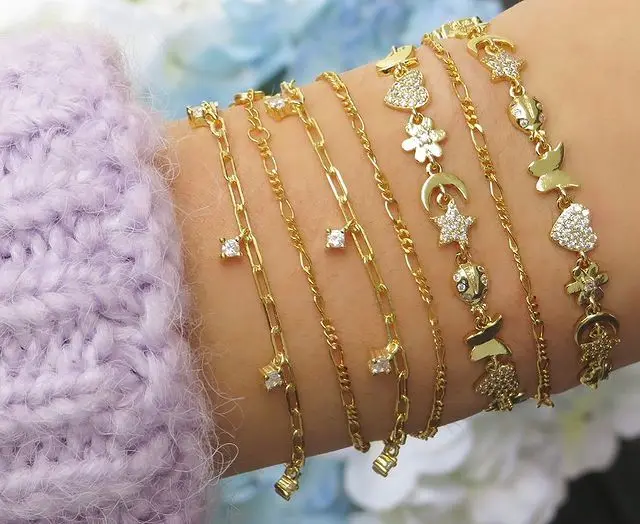 

2025 New Fashion Cute Lovely Girl Women Jewelry Micro Pave CZ Tiny Various Shaped Moon Star Flower Heart Charms Bracelet