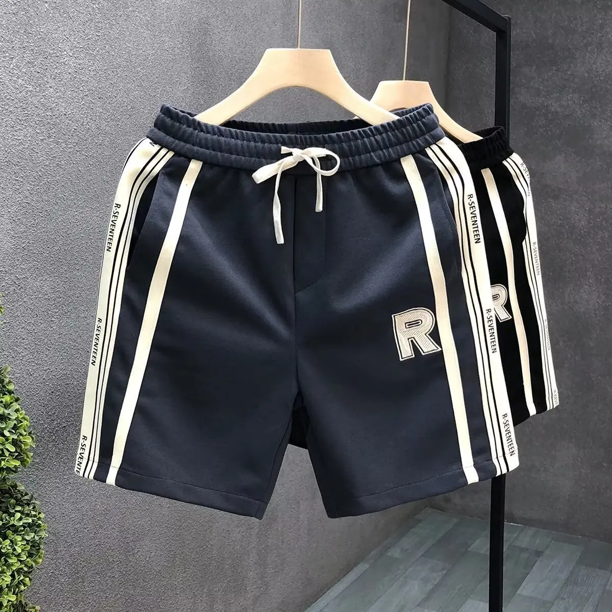 High Quality Men\'s Shorts Summer American Gym Shorts Fashion Black Sports Short Pants High Street Men\'s Clothing Streetwear 2024