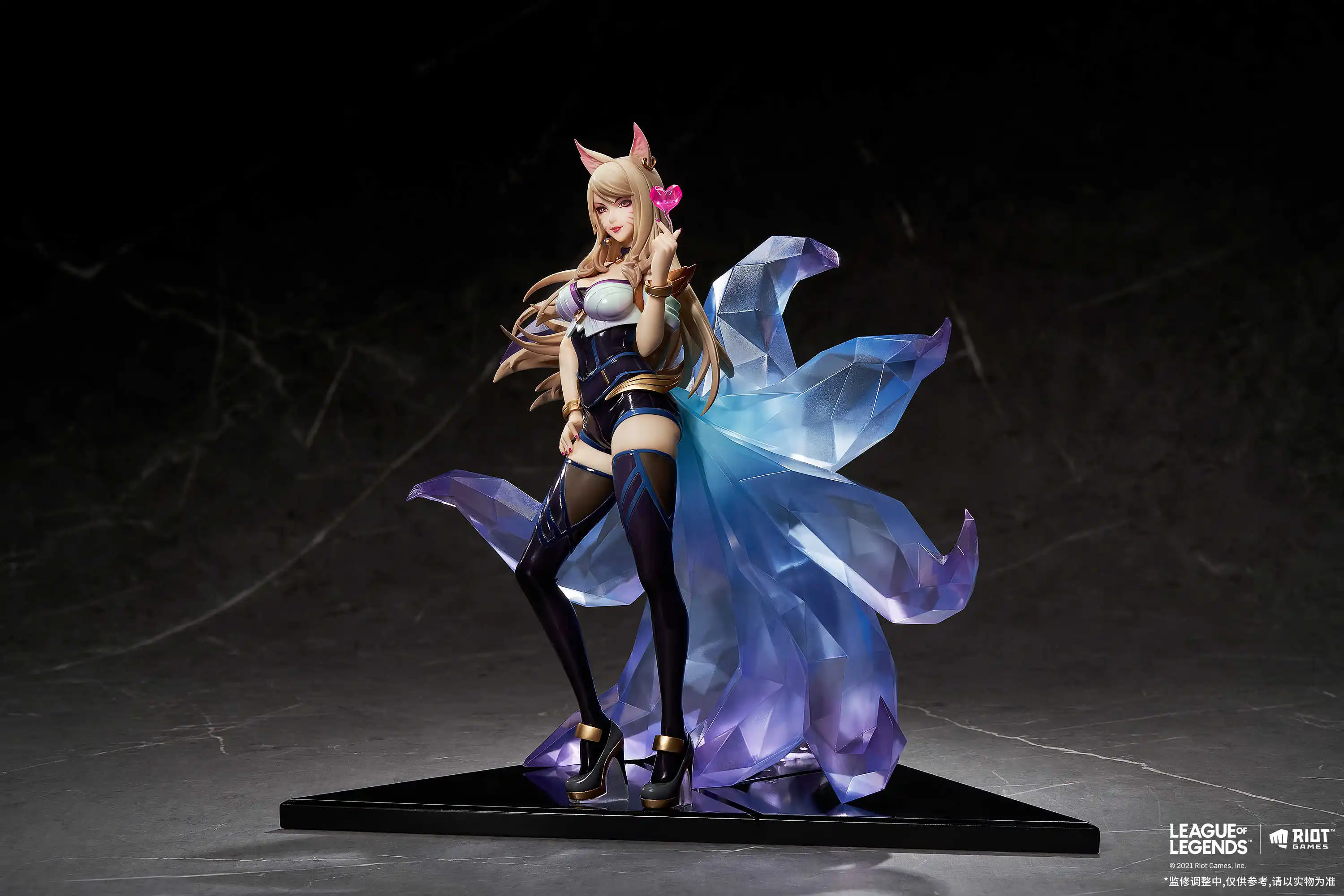 

Оригинальная аниме-фигурка APEX Ahri LOL, девятихвостая лиса KDA, модель игрушки, коллекция кукол, подарок на складе, аниме-фигурка, модель игрушки