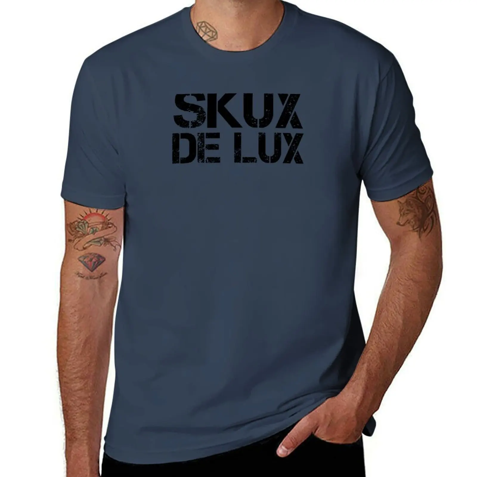

2 version Skux Lux De T-Shirt Casual Soft Cotton Short Sleeve Tee