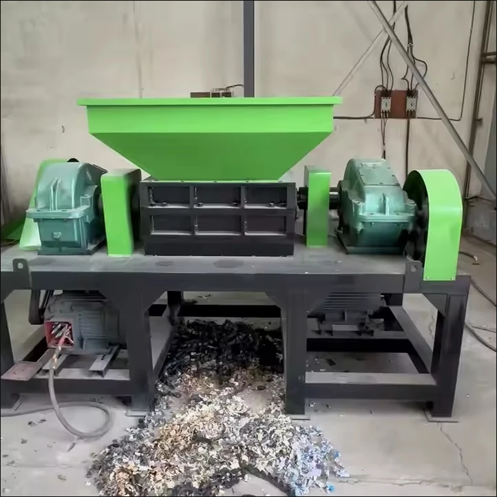 VANEST كسارة إعادة تدوير المطاط الإطارات الثقيلة الصناعية آلة تقطيع الإطارات الشعاعية كاملة لإطارات الشاحنة