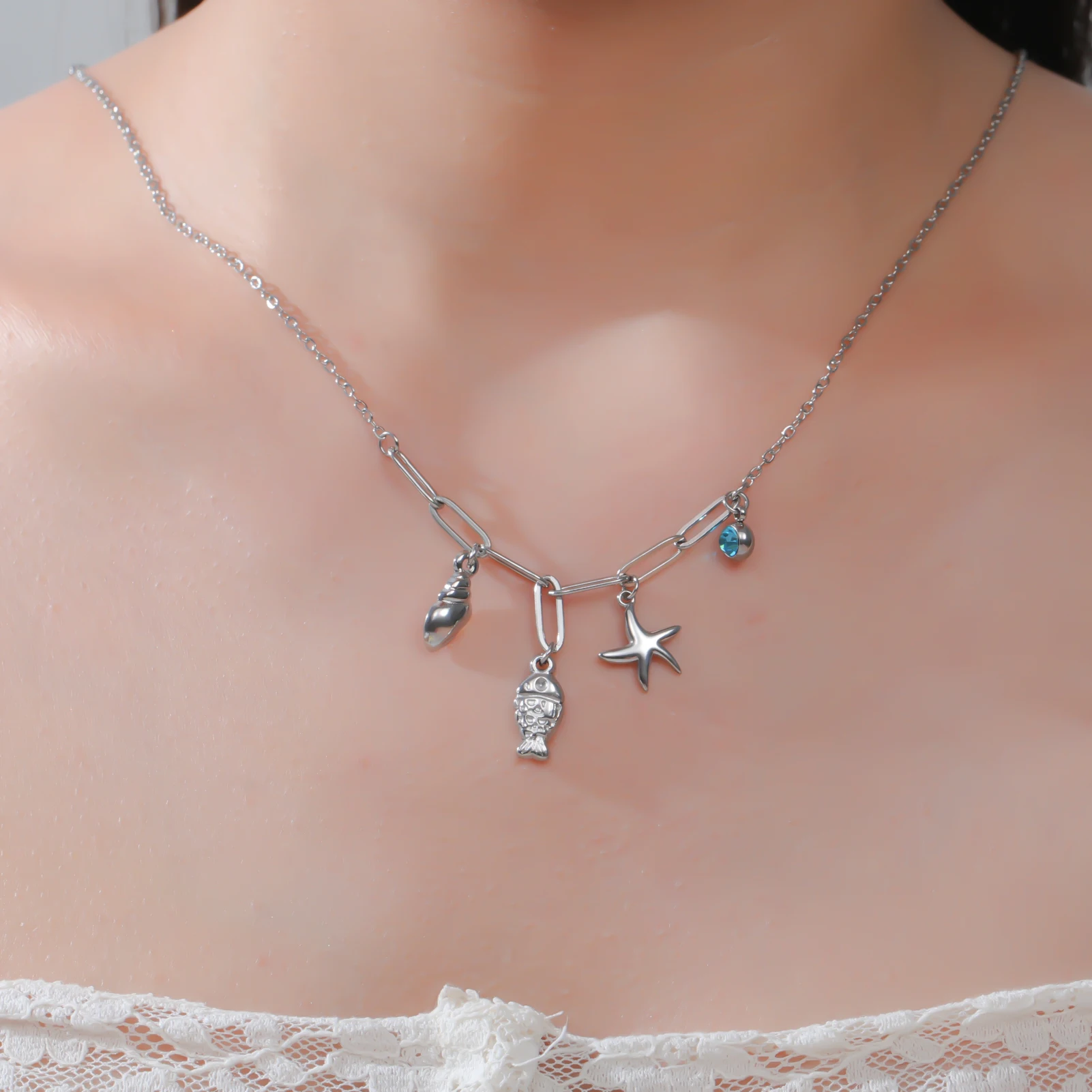 Cazador سمك البحر محارة نجم البحر القلائد للنساء الفتيات 2025 مجوهرات الفولاذ المقاوم للصدأ المختنق البوهيمي هدية عيد ميلاد بالجملة