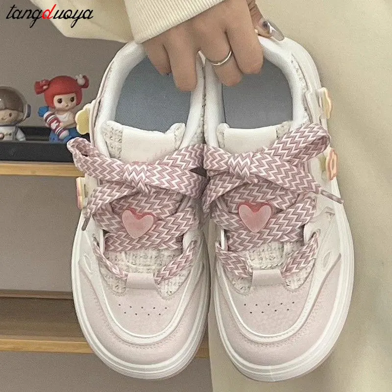 Pink Platform Sneakers girls Kawaii Korean Sports Shoes Harajuku Cute Flower design Lolita Sneakers Female Casual Tennis Shoes