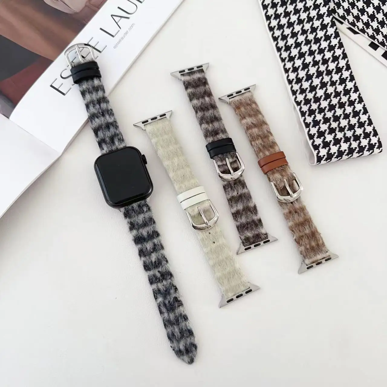 Bracelet Brand New Watch Strap for Apple Watch iwatch9 8 7 6 5 4 SE 2-color Autumn and Winter Woolen check Watch Strap Universal