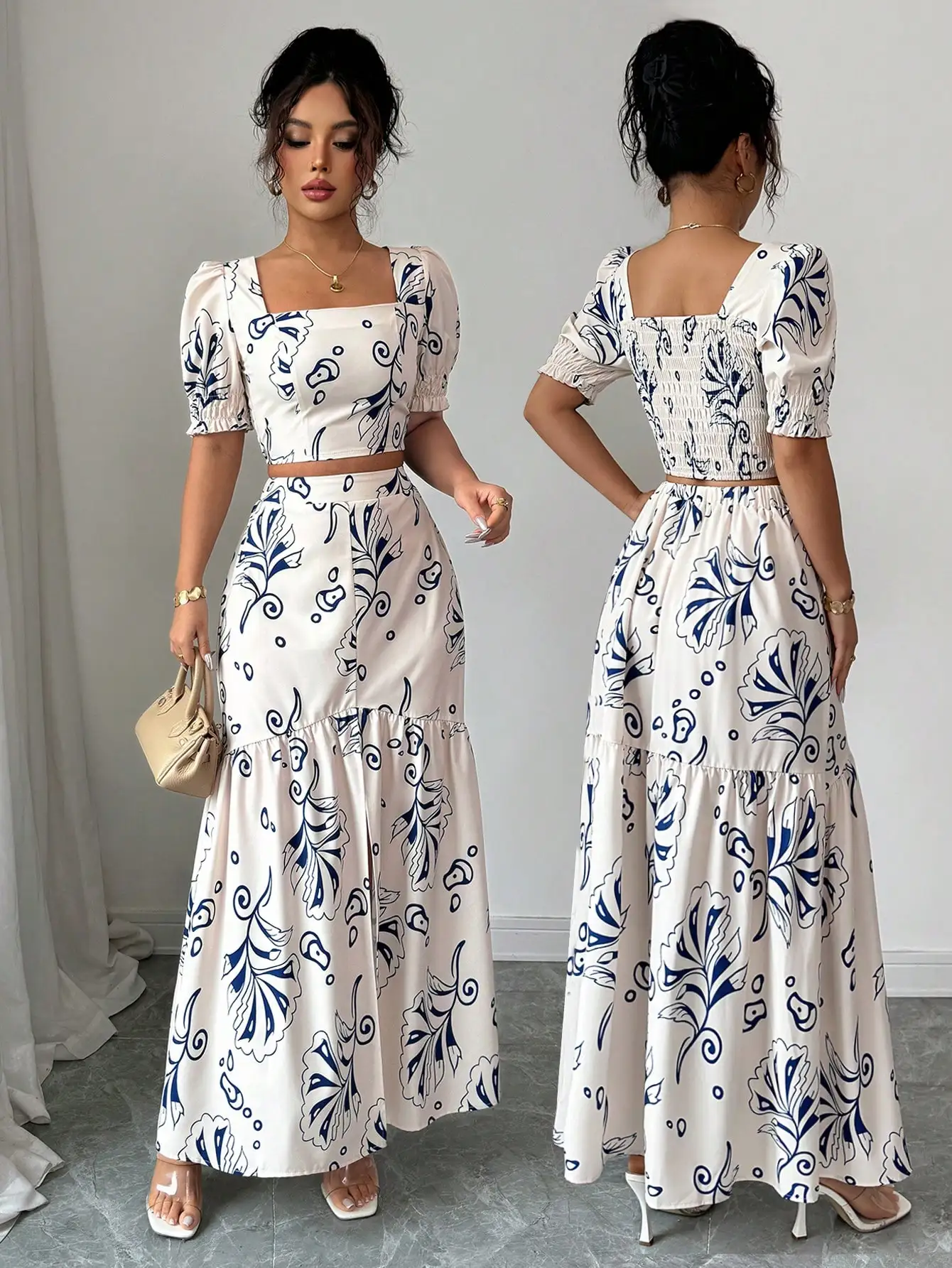 

Женский синий комплект из двух предметов с цветочным принтом, пышными рукавами и многоярусной юбкой