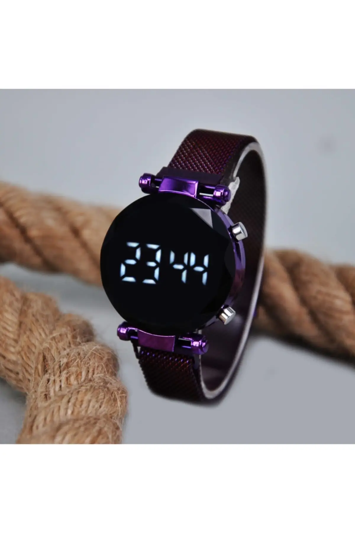 

Purple Color Magnet Mesh Watchband White Led Figure Elegant Women Wristwatch Su-186