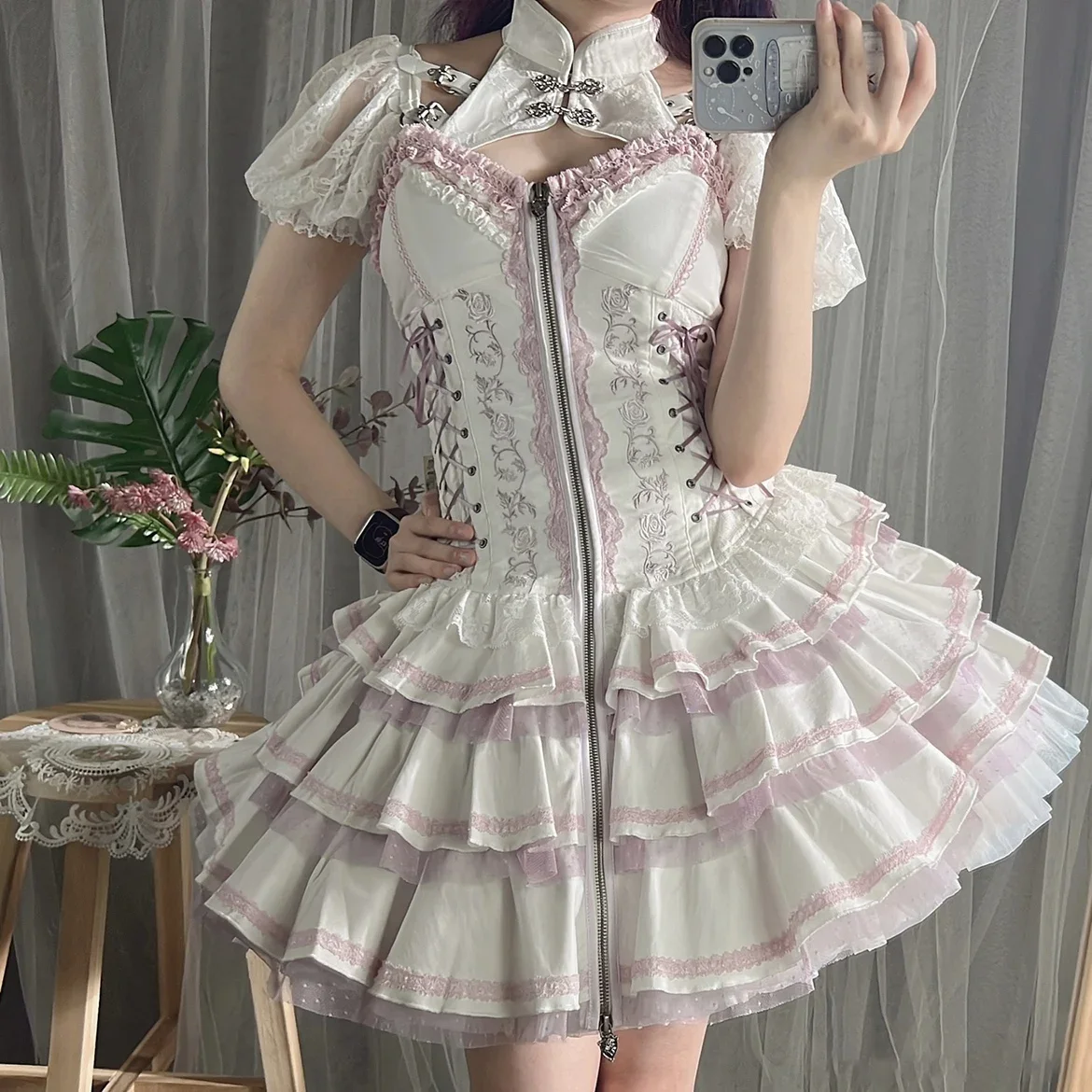 Retro Mysterious Gothic Girl Jsk Lolita Cosplay Dark Fairy Tale Embroidery Flower Straps Zipper Tunic Ruffled Mesh Cake Dress