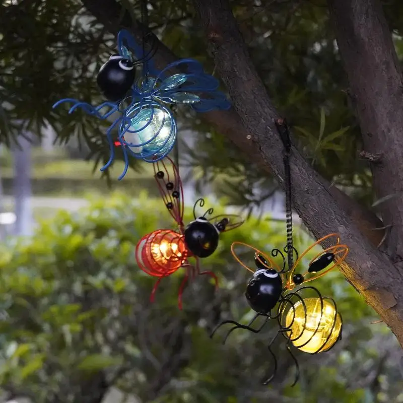 

Solar Iron Bee Statue With LED Fairy Lights Outdoor Waterproof Hanging Tree Ornaments For Fence Yard Courtyard Garden Art Decor