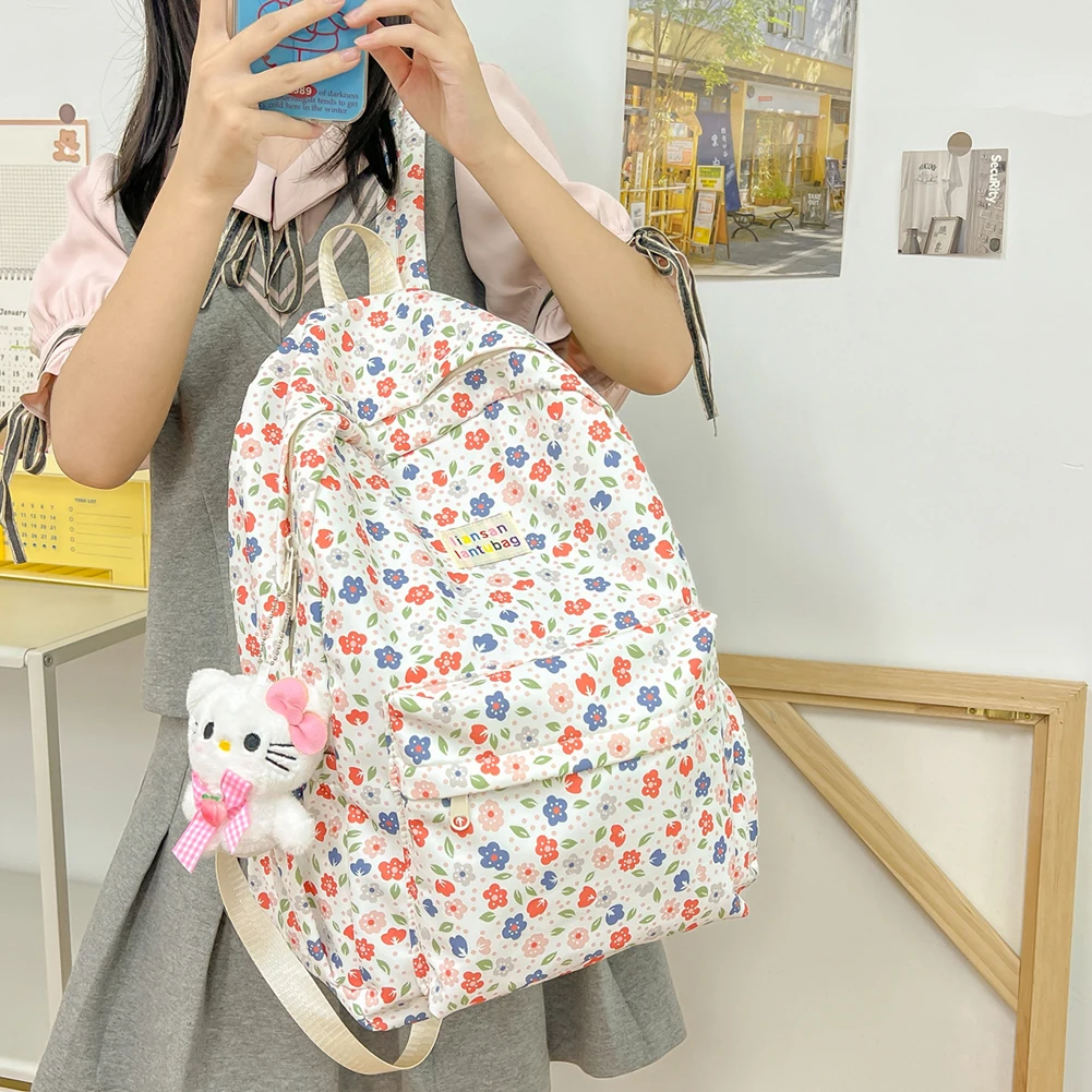 Japanese Floral Pattern Aesthetic Backpack Large Capacity Student Daypack Lightweight Casual Knapsack Teen Girls College Mochila