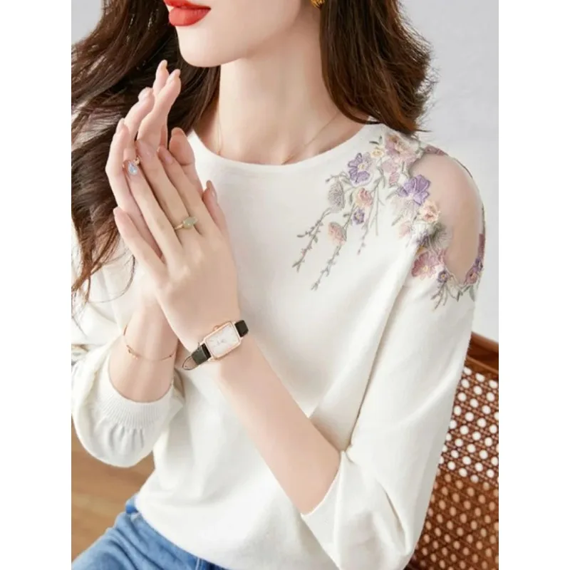 2024 O-Neck Knit Women Swearer Pullovers Summer Flower Embroidery Knitted Sweater Women Pullover Casual Fashion Women Tops