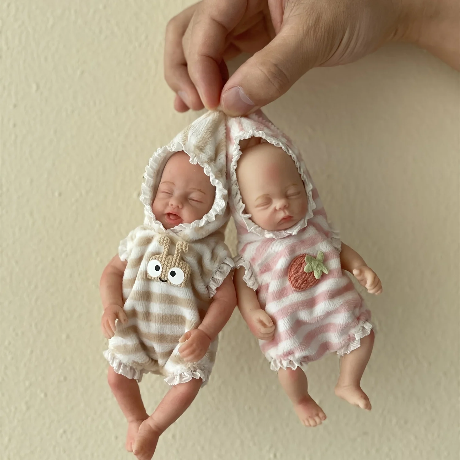 サスキア 6 インチシリコンかわいいリボーンガール選択のための手作りリアルなベベソフトタッチリボーンベビーガール