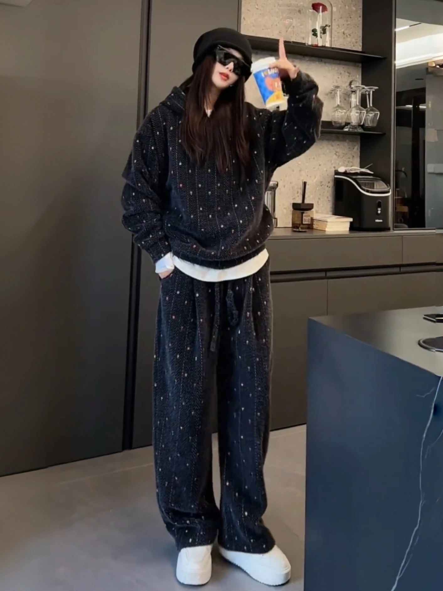 

Winter New Heavyweight Lazy Sle Casual Set Men's Trendy Furry Woven Hoodie Straight Leg Pants Two Piece Set Youth Long Sve