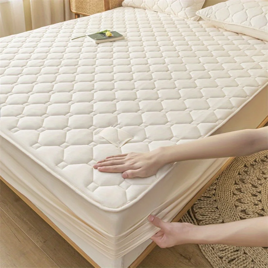 

Three-piece set including quilted fitted sheet thickened all-around breathable bedspread anti-slip protective cover for mattress