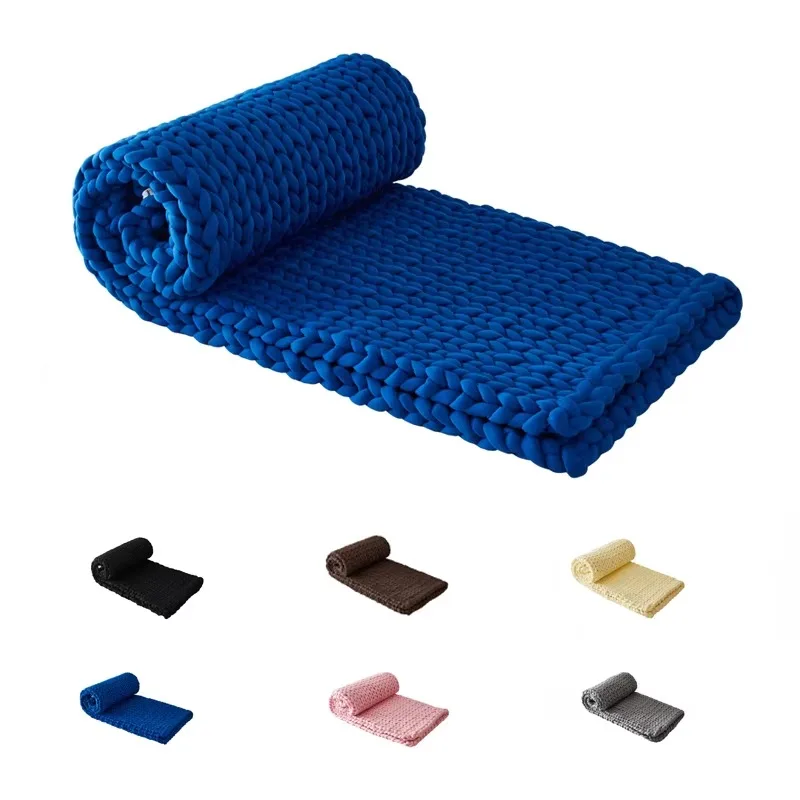 

Fast Delivery Handmade Chunky Knit Blanket Recycled Polyester Material Breathable and Portable in Stock