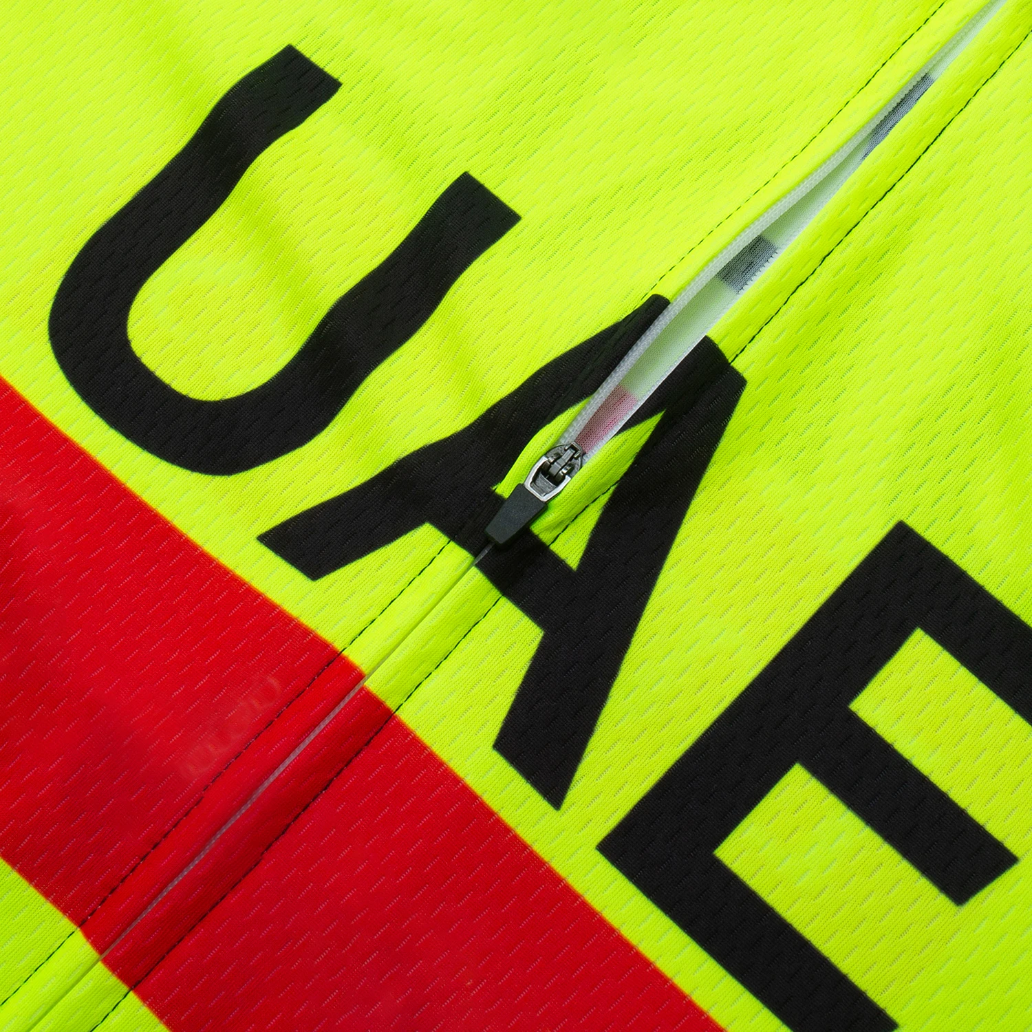 Thumbnail 3 - #22 Cheap Cycling Vests Worth Buying