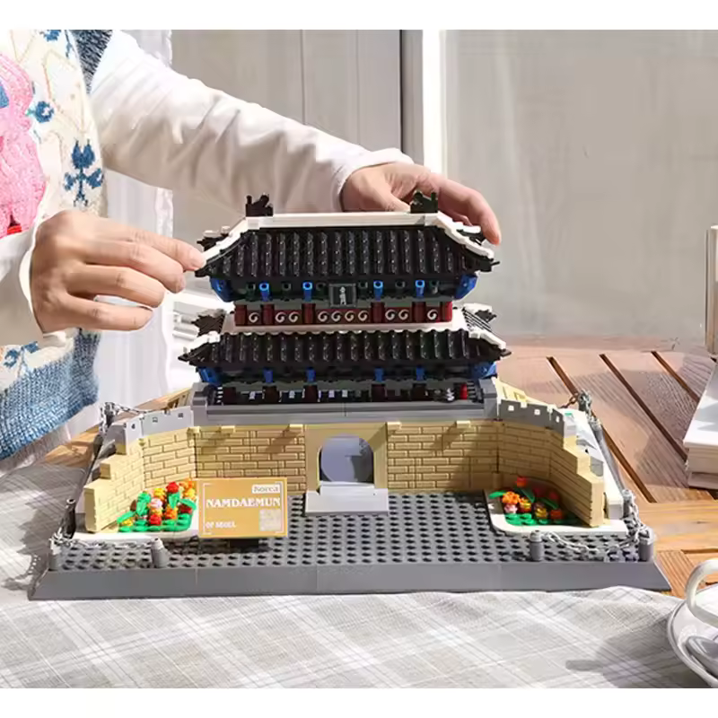 900PCS 서울 건축 블록 완성 예시 이미지