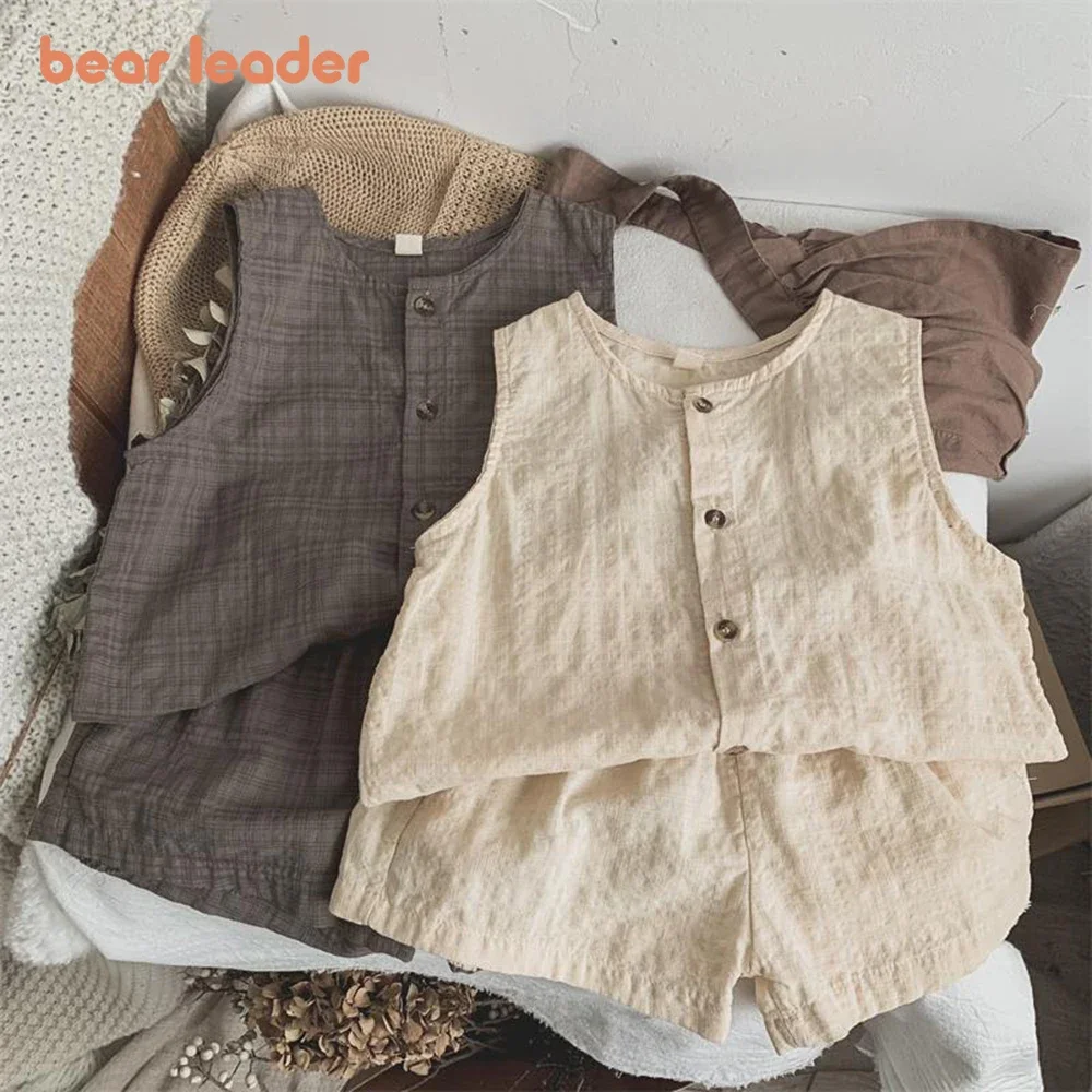 

Bear Leader Summer Girls Retro Set Forest Style Dark Checkered Round Neck Vest+Shorts Korean Version Two-Piece Set