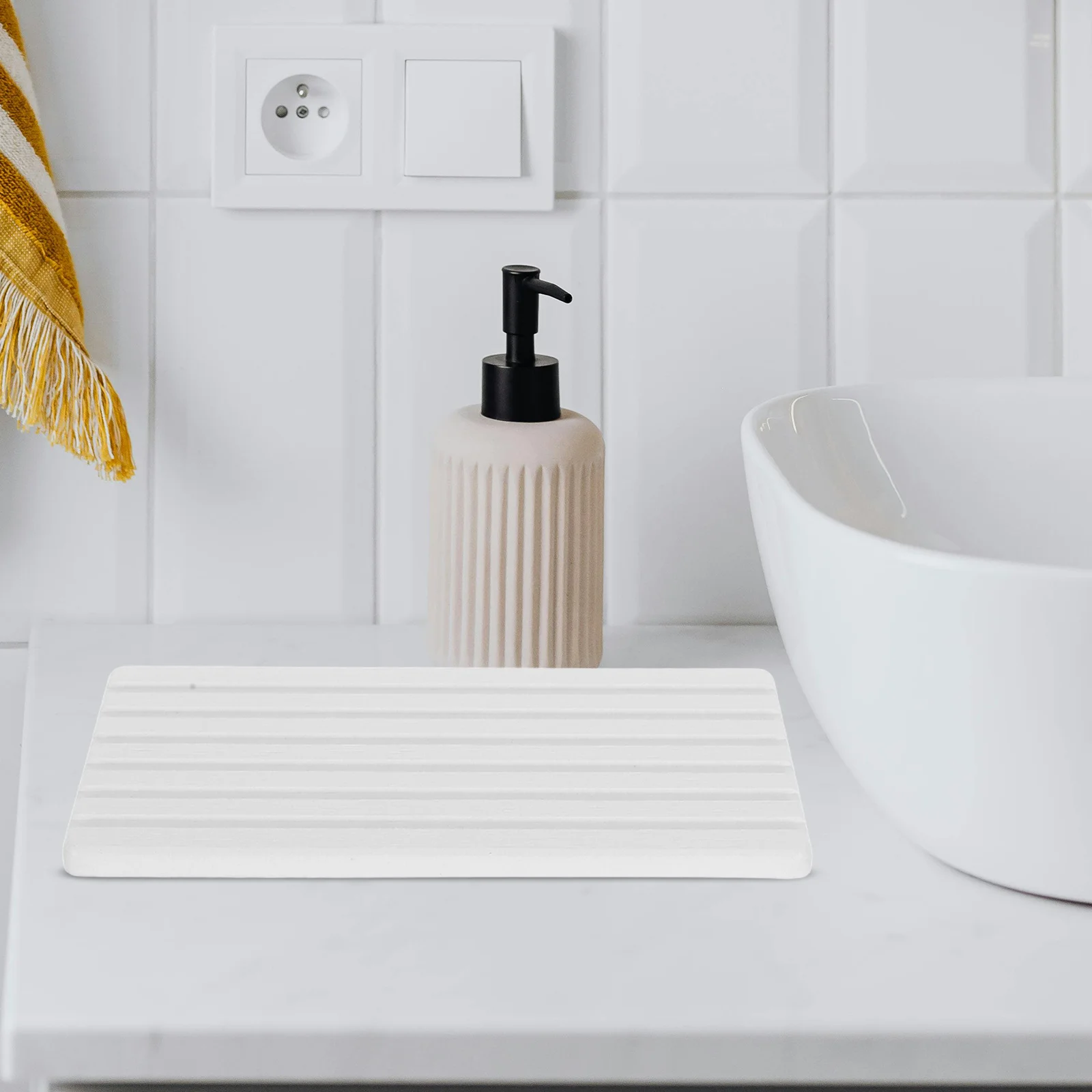 

2Pcs Diatomite Stone Drying Mats Absorbent Kitchen Sink Tray Bathroom Vanity Tray Quick Drying Stone Coaster Absorbent Coasters