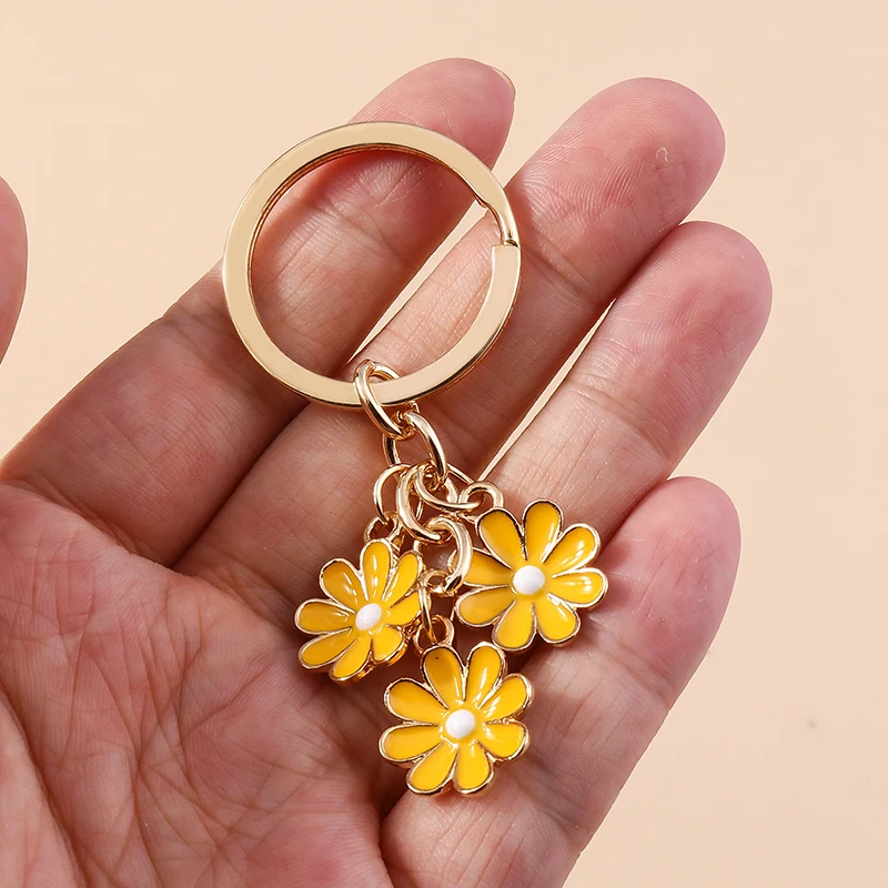 Cute Enamel Flower Keychain Charms for Women Girls Keyring Pendatns Handbag Decor DIY Key Chain Jewelry Accessories